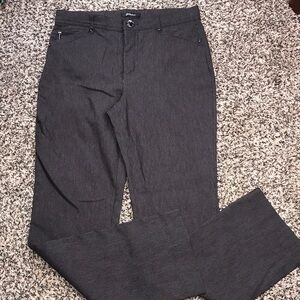 UR Rebel Brown Striped Mid Rise Straight Leg Woman’s Trousers Size 8 | EUC